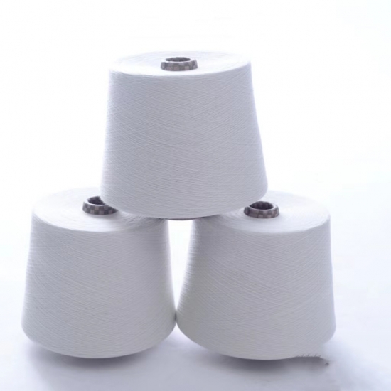 Fil de polyester filé 40 / 1 